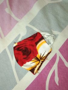 Four Washable Cloth Masks (printed red Rose, Carto