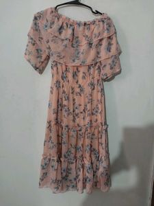 Chic Floral Off-Shoulder Tiered Dress