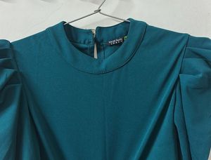 Puff Sleeve Crop Top