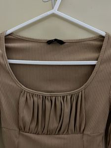 Ribbed Knit Long Sleeve Crop Top
