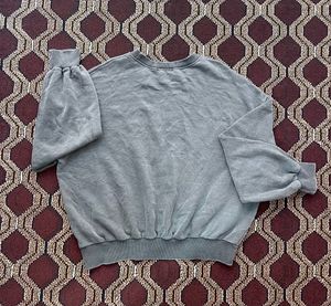 Riley Graphic Sweatshirt acid washed style