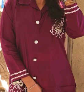 Elegant Magenta Kurta Set with Embroidery