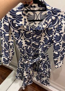 zara  Blue &amp; White Print Mini Dress