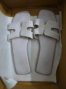 ✨️Stylish White Slide Sandals✨️