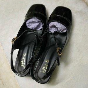 Stylish Black Patent Slingback Heels