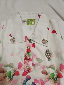 Beautiful Floral Kurta size 20