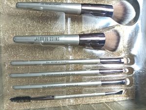Swiss Beauty 6 Brushes Set