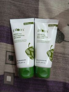 Plum Green Tea Pore Cleansing Face Wash