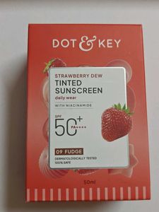 Dot & Key Strawberry Dew Tinted Sunscreen SPF 50