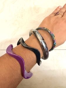 Set of 4 Unique Bangles