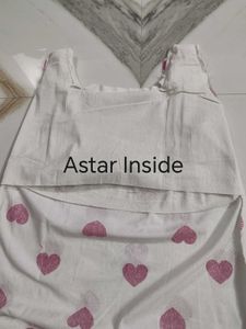 Sleeveless Kurta Set with Pink Hearts