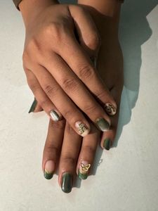 Designer Festive Nails