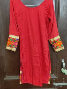 red fulkaari salwar suit without dupatta