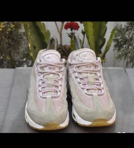 Nike Air Max 95 Sneakers