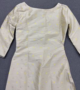 Women’s Beige Printed Kurti with Mirror Work