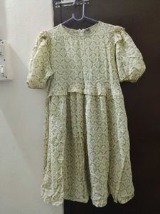 Lightweight Puff Sleeve Ruffled Dress