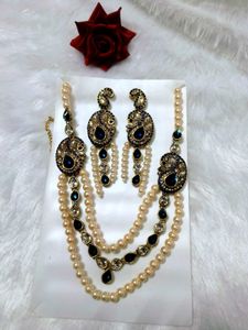 Stunning Pearl &amp; Blue Stone Jewellery Set