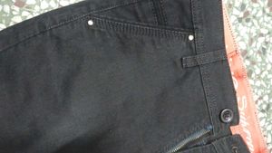Black Jeans