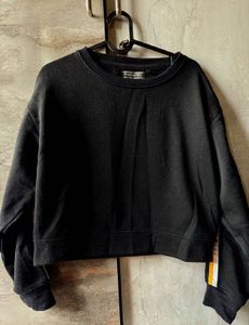 Black Crewneck Sweatshirt