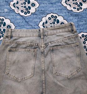 SAVANA Grey Wash Jeans
