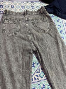 Vintage Grey Acid Wash Wide-Leg Jeans