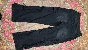Stylish Black Cargo Jeans