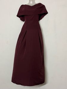 Pintresty long party wear gown
