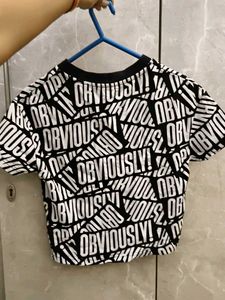 Trendy Graphic Print Crop Top