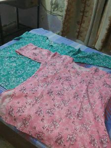 set of two kurties