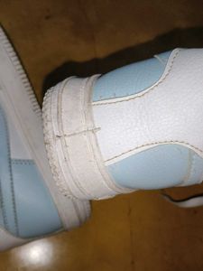 Cute Blue &amp; White Sneakers