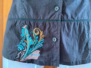 Embroidered Black Y2K Short Sleeve Blouse