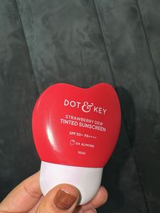 Dot &amp; Key Strawberry Dew Tinted Sunscreen SPF 50