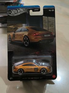 HOTWHEELS SILVER SERIES AUDI 5 CAR SET