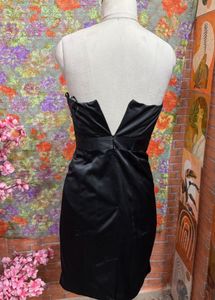 Elegant Black Strapless Cocktail Dress