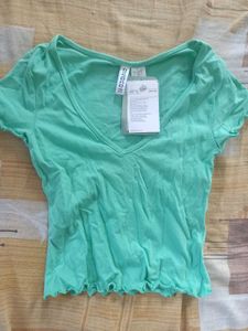 V-Neck Lettuce Trim T-Shirt size (xxs)