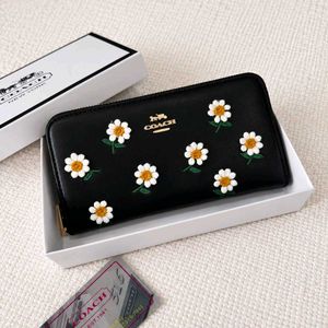 Coach( COPY) Daisy Embroidered Wallet WD BOX