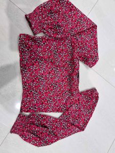 Chic Floral Print Top