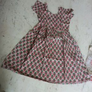 2gowns 1chunni