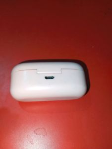 boAt Airdopes 121v2, Worth ₹1300, Slightly Used