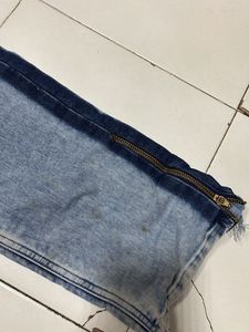 Men's Distressed Slim Fit Jeans