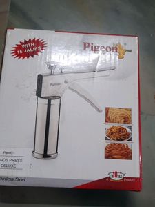 Stainless Steel Hands Press Namkeen Deluxe
