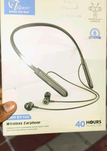 Wireless Earphone Brand New 40 Hours Talking Time