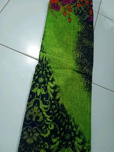 "Green 💚" Printed Saree With Unstitched Blouse