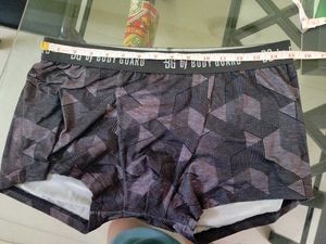 Man BG innerwear Boxer brief.