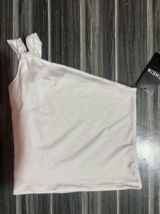 Chic White One-Shoulder Tank Top