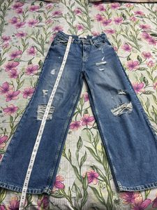 Trendy Ripped Wide-Leg Jeans