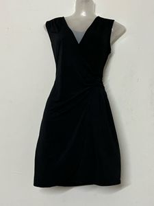 Chic Black Sleeveless Wrap Dress