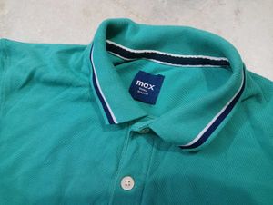 boys Green Polo T-Shirt..