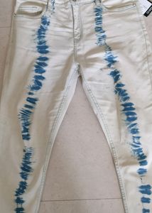 Qutryt Tie Dye Skinny Jeans