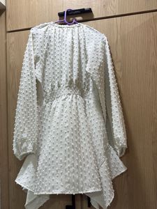 Elegant White Long Sleeve Dress